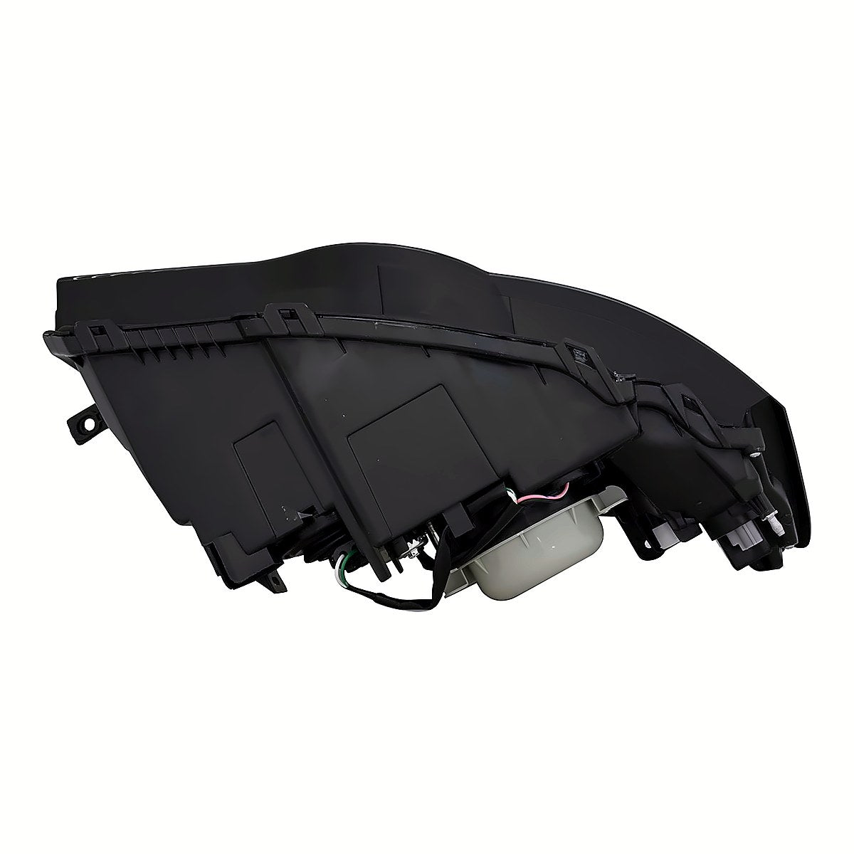 2005 Subaru Legacy Headlight Driver Side – Close-Up View (SU2502116)