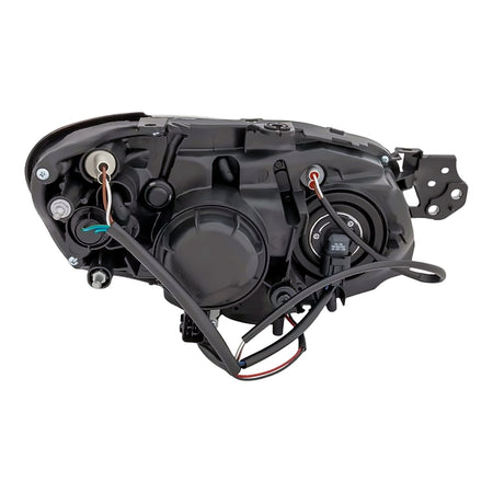 2007 Subaru Impreza Headlight Driver Side – Close-Up View (SU2502137)