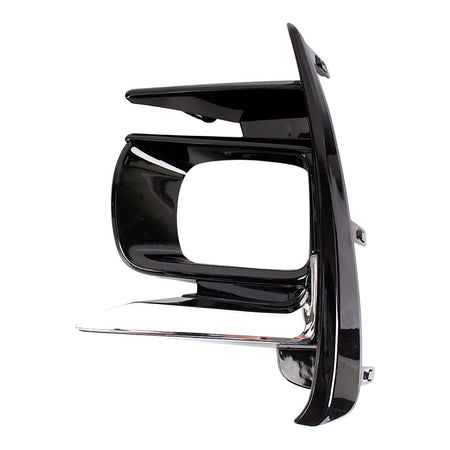 2018-2020 Toyota Sienna Fog Light Bezel Front Driver Side Black With Chrome Moulding Se Model – Front View (TO1038216)