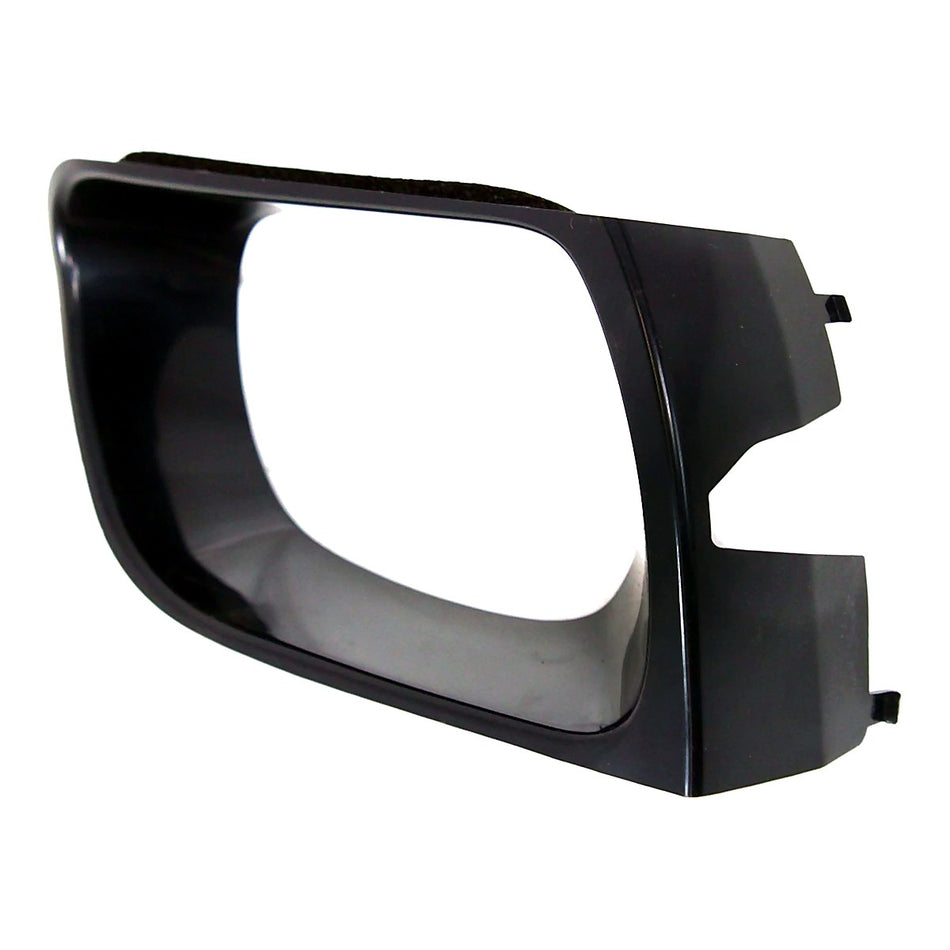 2005-2007 Toyota Avalon Fog Light Bezel Front Passenger Side Without Laser Cruise Control – Side View (TO1039122)