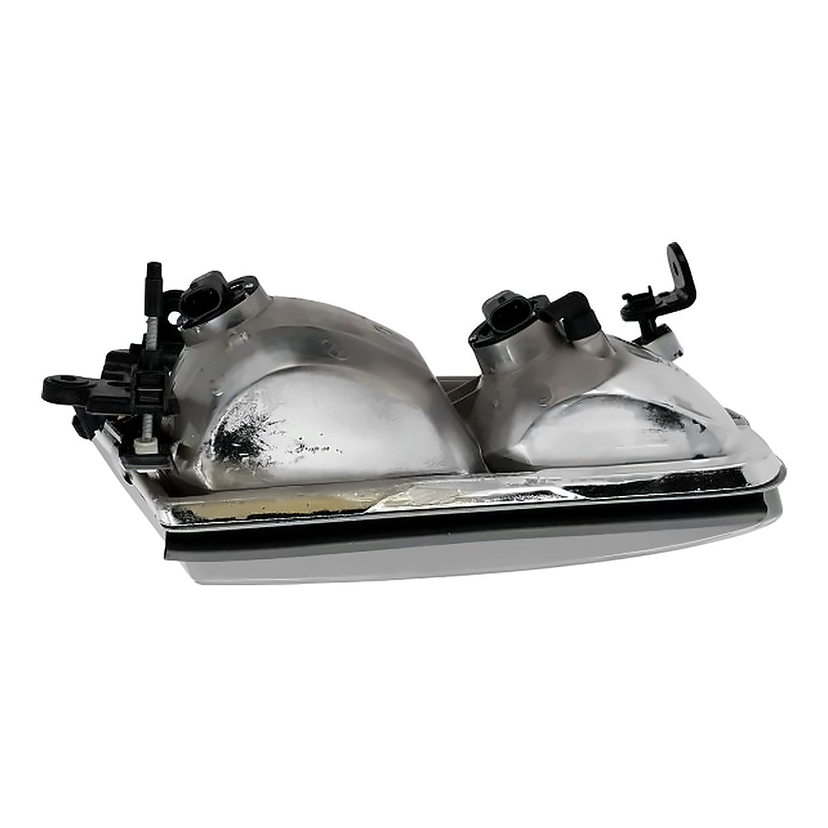 2000-2001 Toyota Camry Headlight Driver Side – Close-Up View (TO2502130)