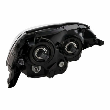 2004-2005 Toyota Sienna Headlight Driver Side – Installed View (TO2502150)