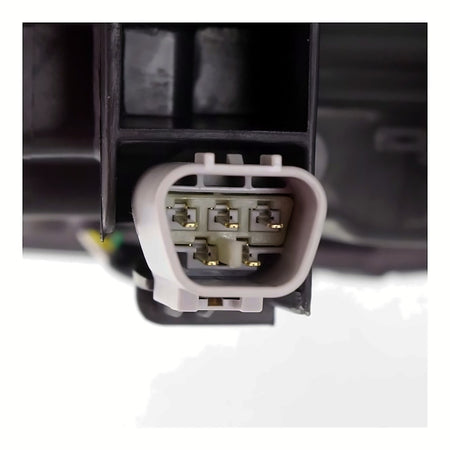 2015-2017 Toyota Camry Headlight Passenger Side Led Xle Chrome Bezel – Close-Up View (TO2503223)