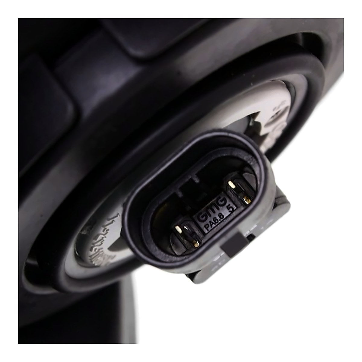 2014-2016 Toyota Highlander Headlight Passenger Side With Smoked Chrome Bezel – Back View (TO2503225)