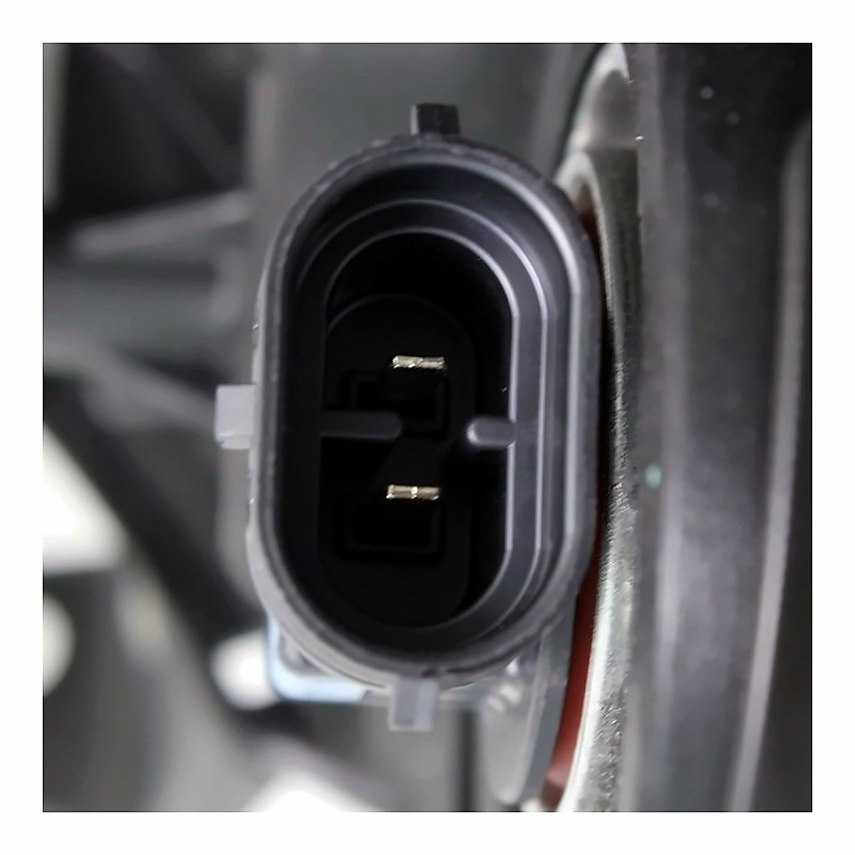 2018-2019 Toyota Tacoma Headlight Passenger Side - upper view, Part TO2503243