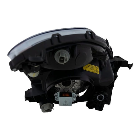 2006-2009 Toyota Prius Headlight Driver Side With Hid – Close-Up View (TO2518112)