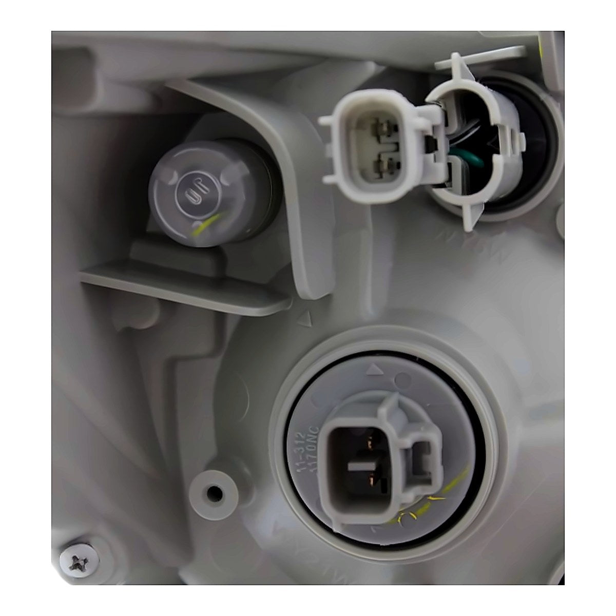 2010-2011 Toyota Camry Headlight Driver Side Japan Built – Back View (TO2518125)