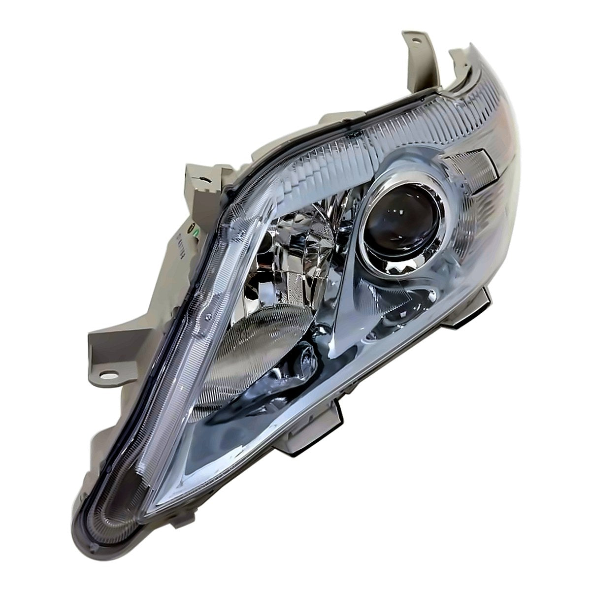 2010-2011 Toyota Camry_Hybrid Headlight Driver Side Japan Built – Angle View (TO2518126)