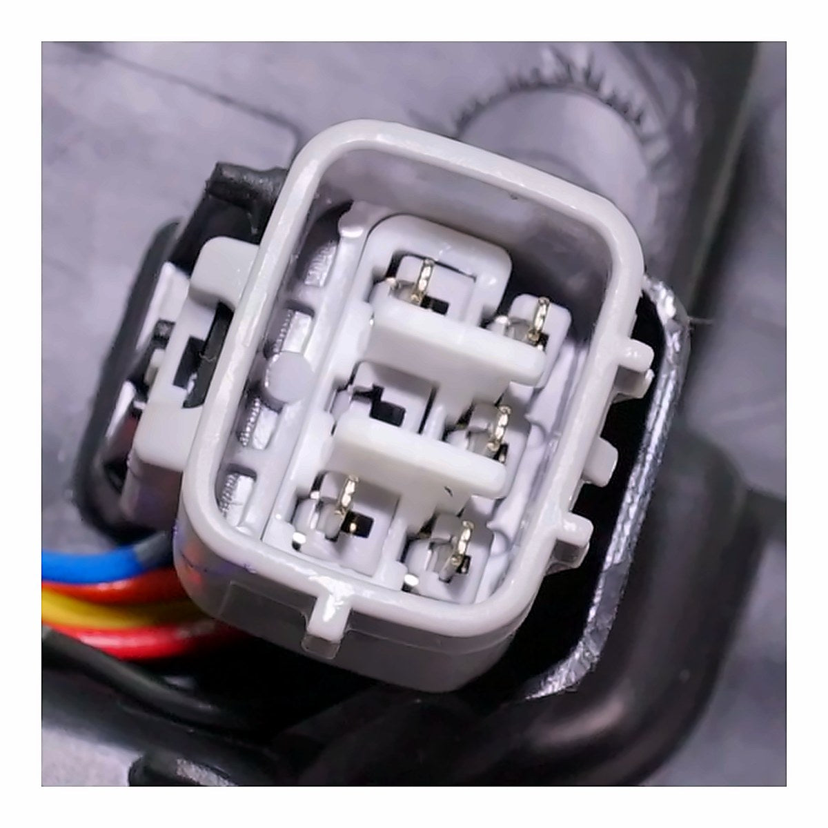 2018-2020 Toyota Camry Headlight Driver Side Japan Built L/Le/Se Model – Back View (TO2518194)