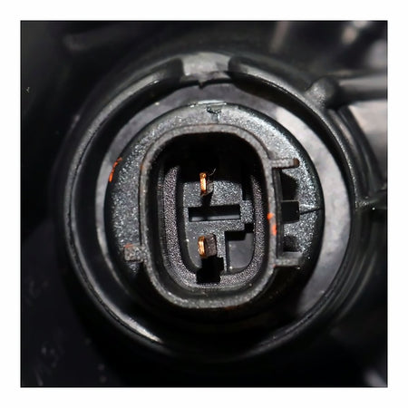 2016-2018 Toyota Avalon Headlight Passenger Side Hid – Installed View (TO2519188)