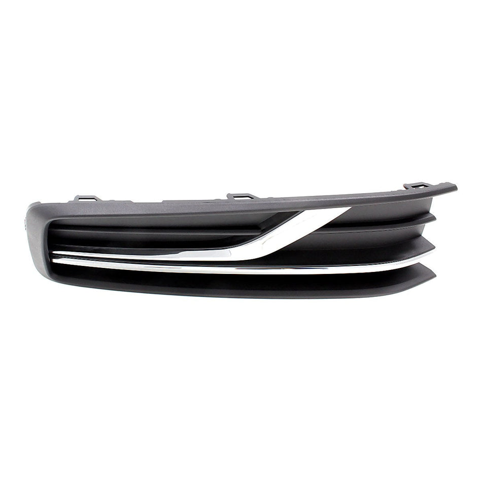 2016-2019 Volkswagen Passat Fog Light Cover Front Passenger Side With Chrome Moulding – Front View (VW1039145)
